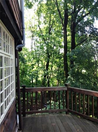 60 Swan Road Winchester, MA 01890 - Photo 4 of 14