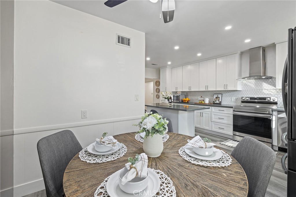 7456 Corey Street Downey, CA 90242 - Photo 18 of 52