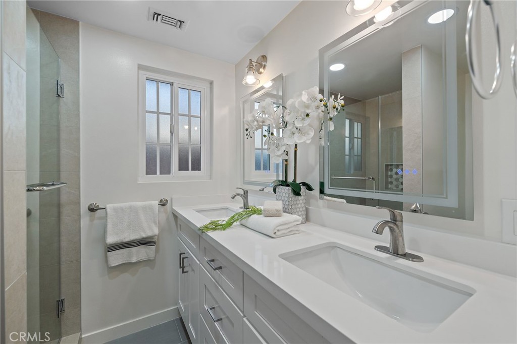 7456 Corey Street Downey, CA 90242 - Photo 28 of 52