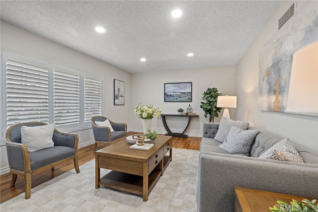 7456 Corey Street Downey, CA 90242 - Photo 6 of 52