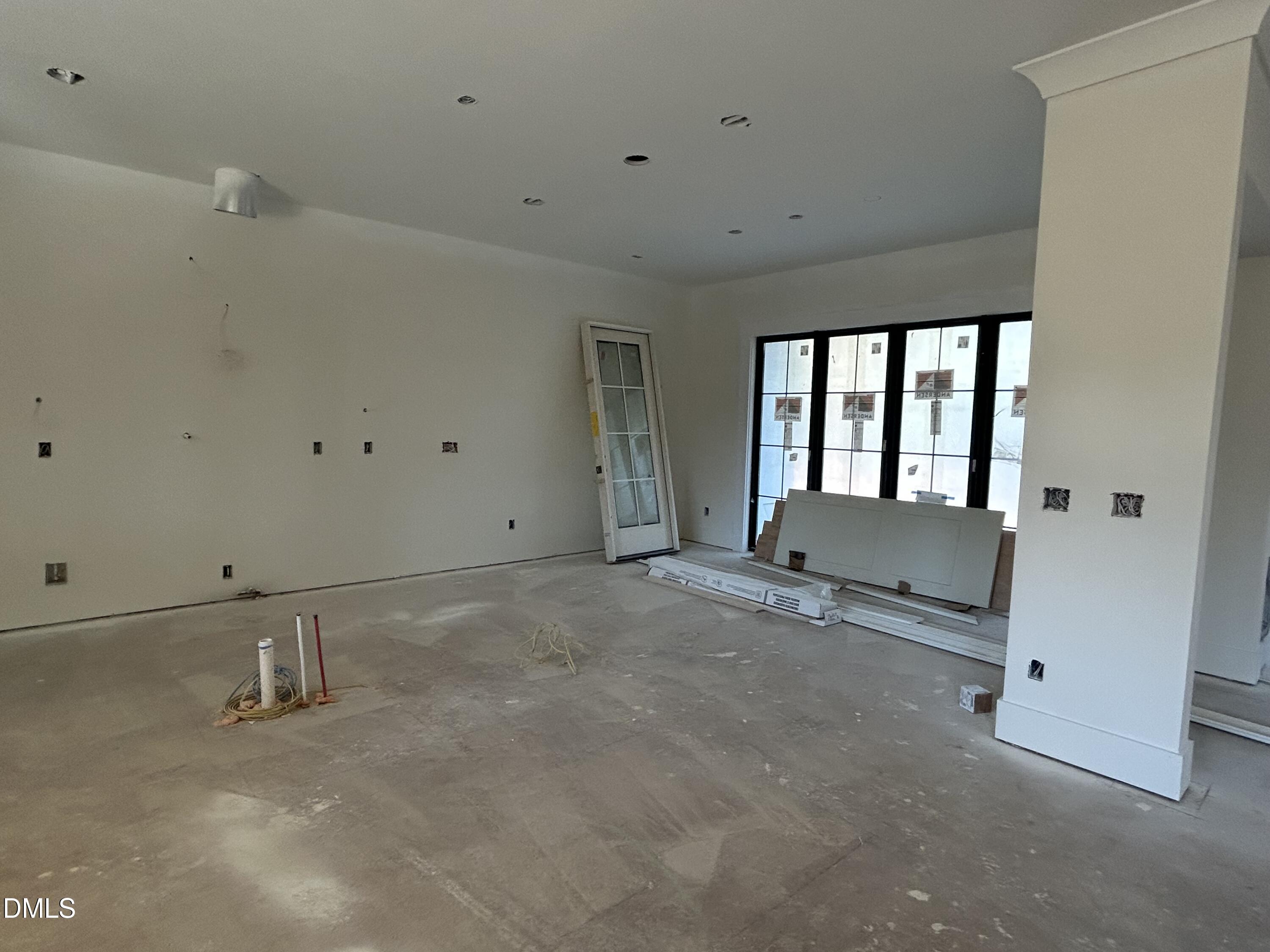 105 Edenburgh Road Raleigh, NC 27608 - Photo 9 of 26 a view of an empty room