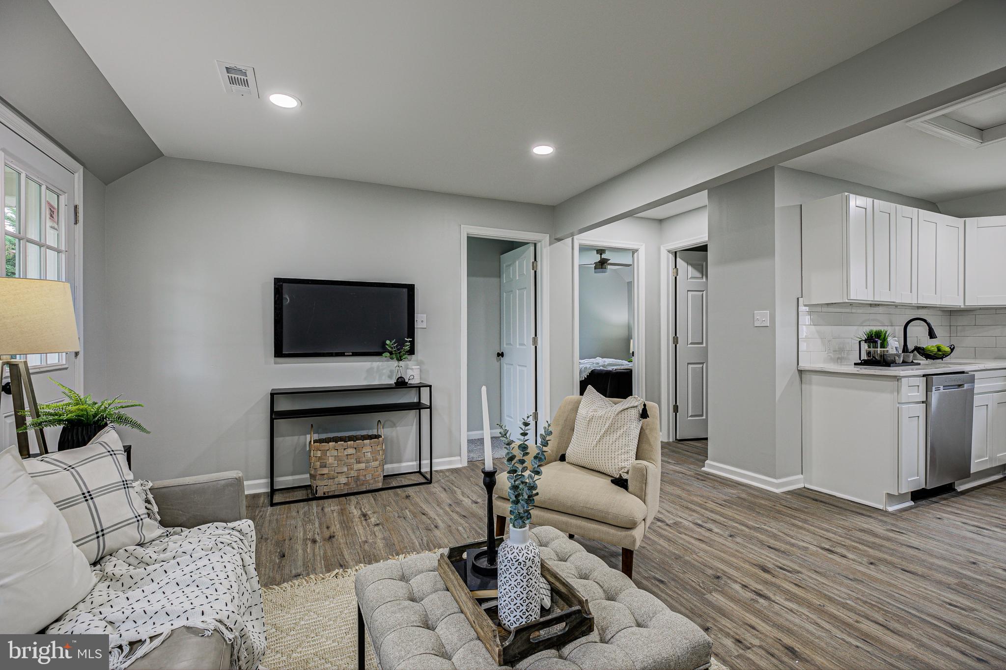7700 Fairgreen Road Baltimore, MD 21222 - Photo 6 of 31