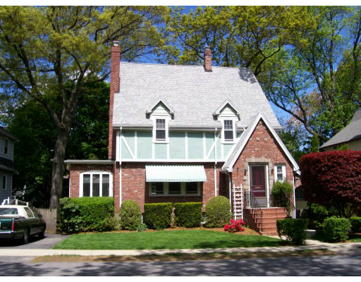 43 Kenilworth Road Arlington, MA 02476 - Photo 1 of 21