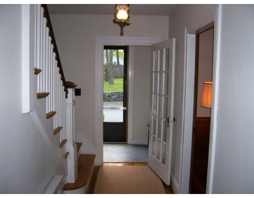 43 Kenilworth Road Arlington, MA 02476 - Photo 3 of 21