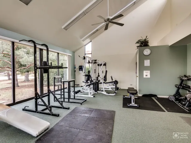 $2,050 | 1515 East Central Road, Unit 460B, Arlington Heights, IL 60005