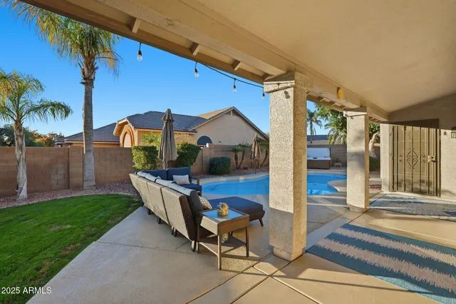 $675,000 | 804 North Jamaica Way, Gilbert, AZ 85234