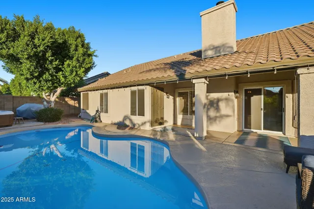 $675,000 | 804 North Jamaica Way, Gilbert, AZ 85234