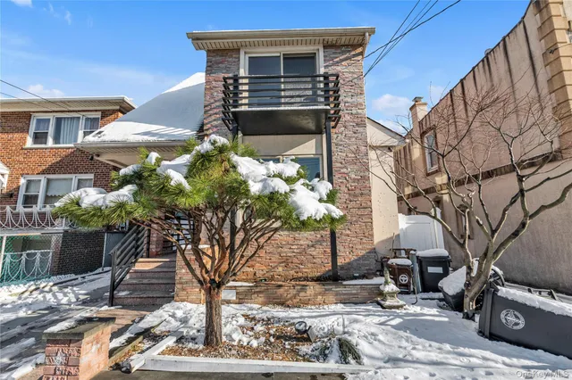 $1,580,000 | 61-23 165th Street | Flushing Heights