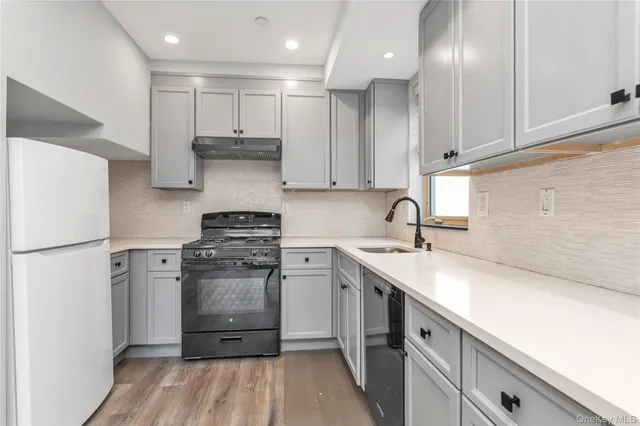 $1,580,000 | 61-23 165th Street | Flushing Heights