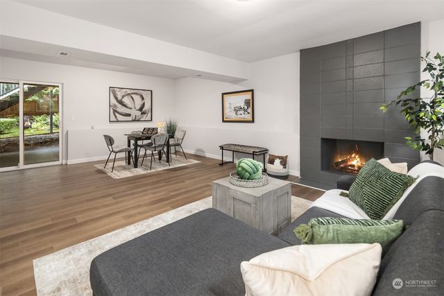 $1,530,000 | 12810 Northeast 107th Place, Kirkland, WA 98033