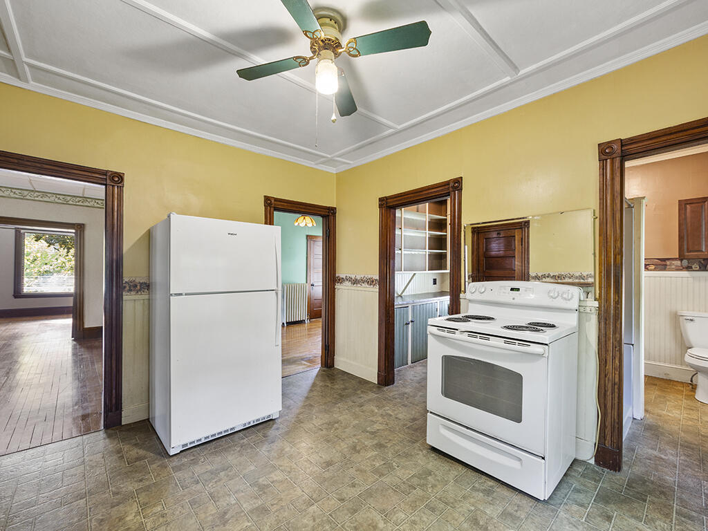 5 West Street Waterville, ME 04901 - Photo 7 of 29 First Floor kitchen