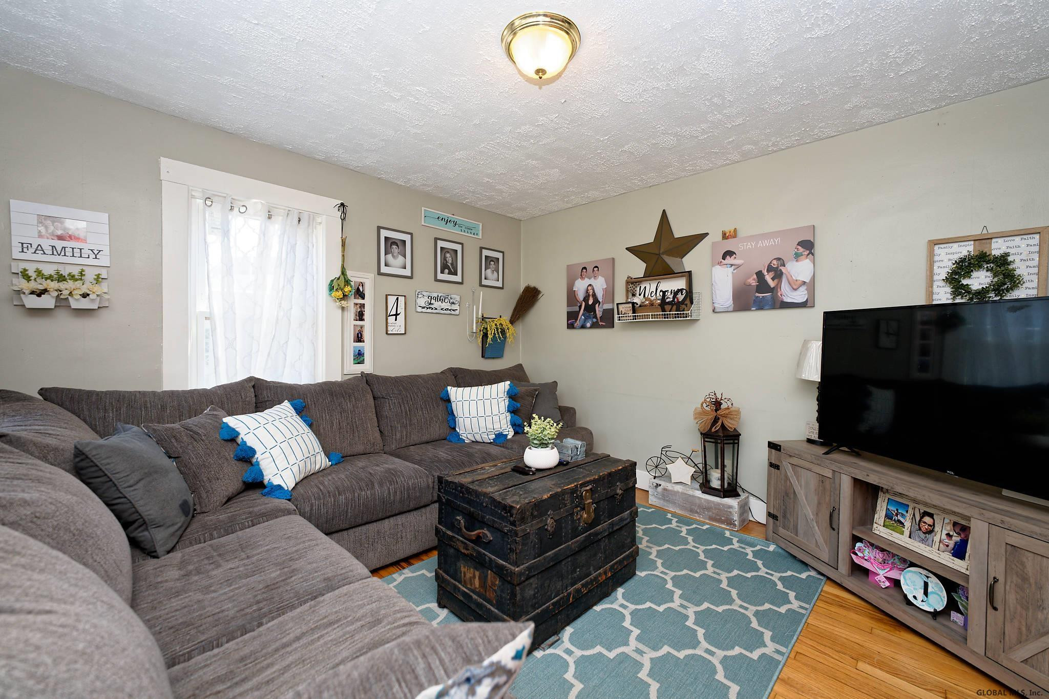 1609 Flower Road Schenectady, NY 12303 - Photo 5 of 27 Photo 5