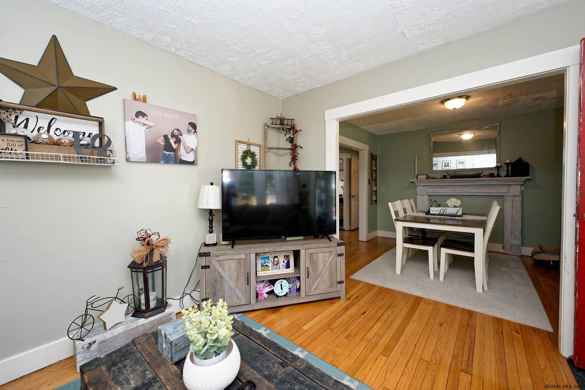 1609 Flower Road Schenectady, NY 12303 - Photo 6 of 27 Photo 6