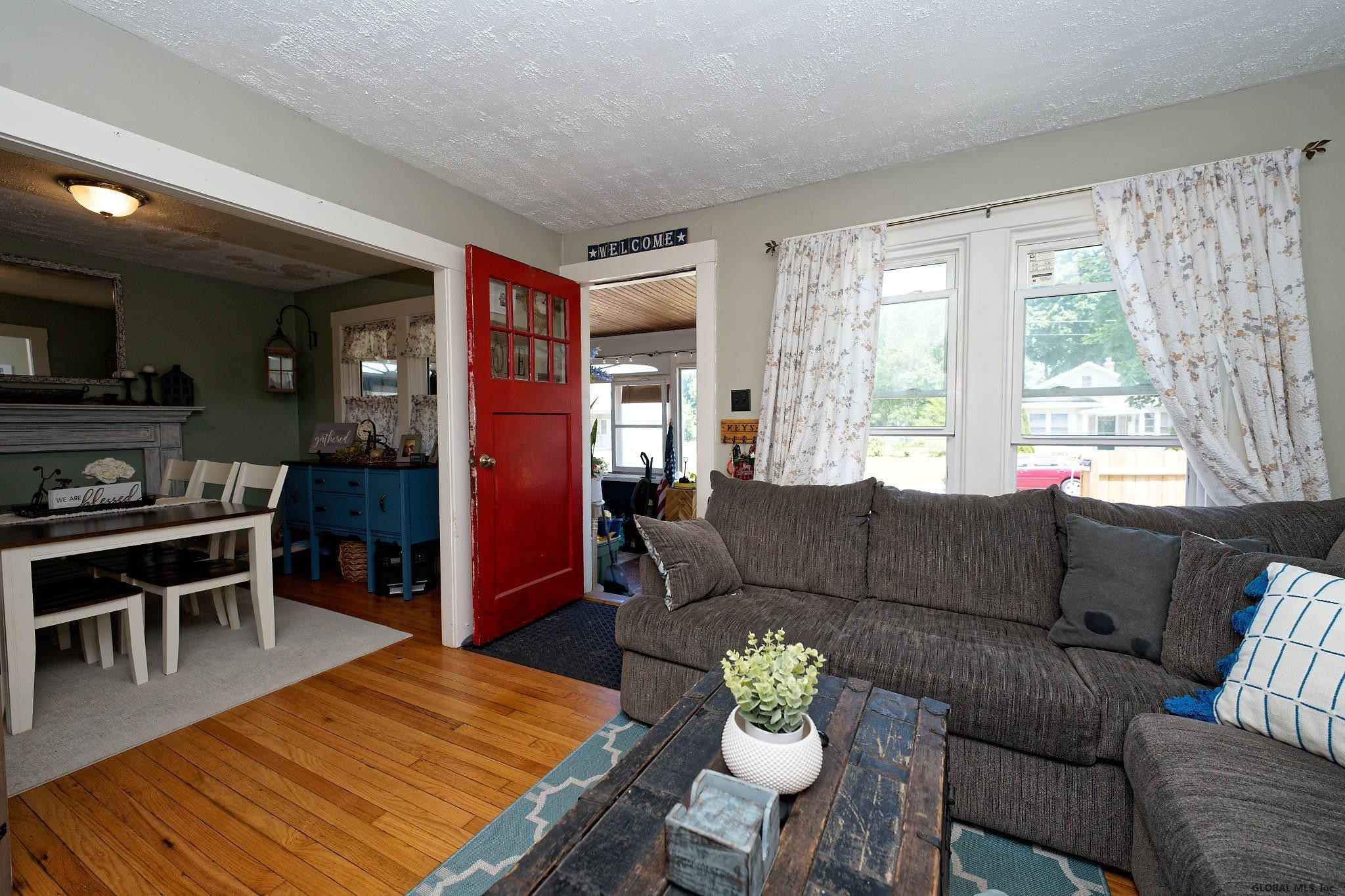 1609 Flower Road Schenectady, NY 12303 - Photo 7 of 27 Photo 7