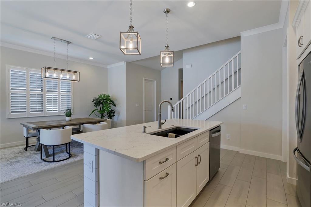 14716 Kingfisher Loop Naples, FL 34120 - Photo 5 of 26