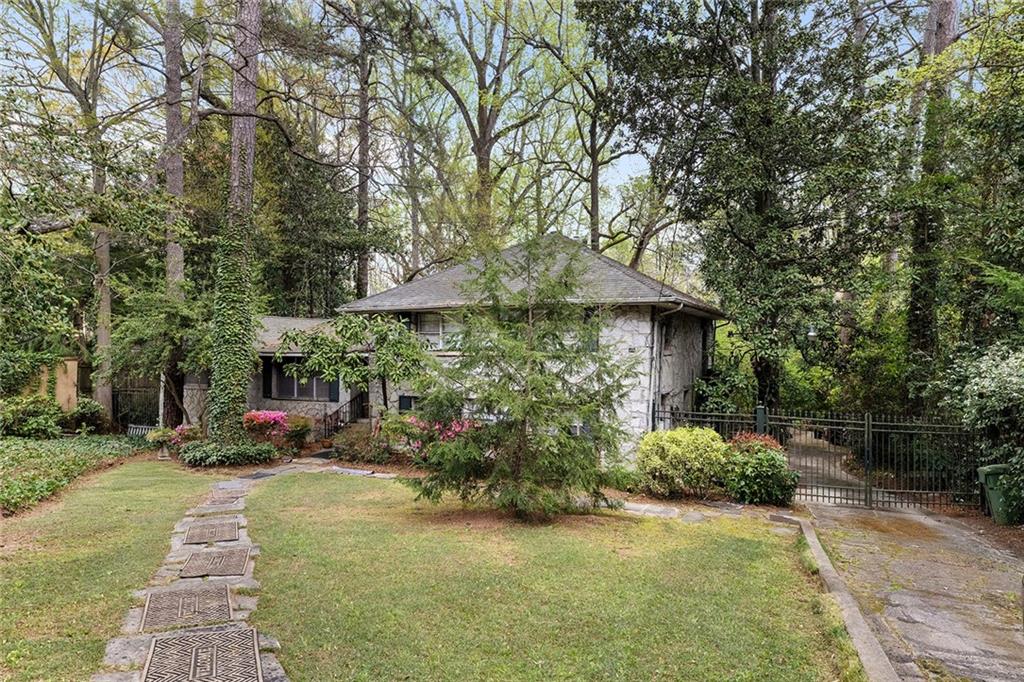 747 Lullwater Road Northeast Atlanta, GA 30307 - Photo 2 of 10