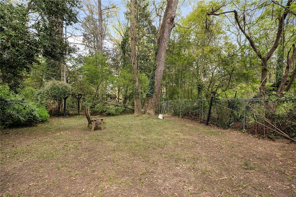 747 Lullwater Road Northeast Atlanta, GA 30307 - Photo 7 of 10