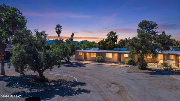 $166,500 | 1528 West Knox Street, Tucson, AZ 85705