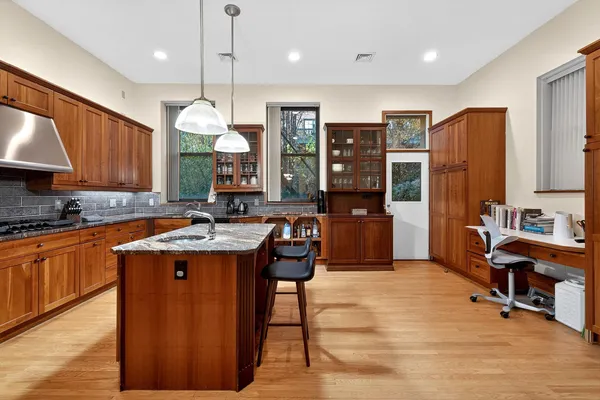 $2,950,000 | 74 Sussex Street, Jersey City, NJ 07302
