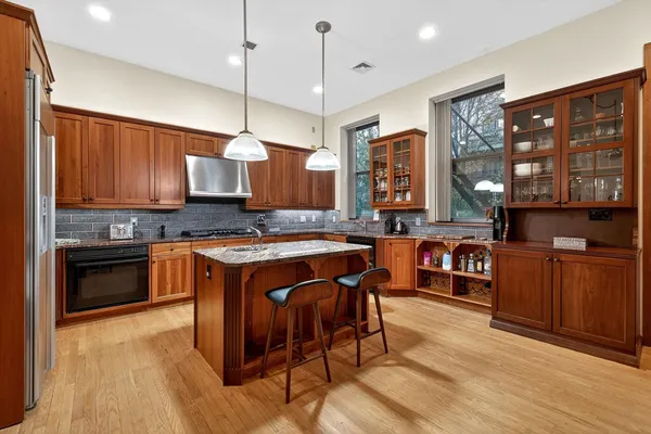 $2,950,000 | 74 Sussex Street, Jersey City, NJ 07302