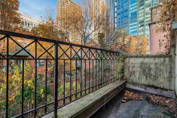 $2,950,000 | 74 Sussex Street, Jersey City, NJ 07302