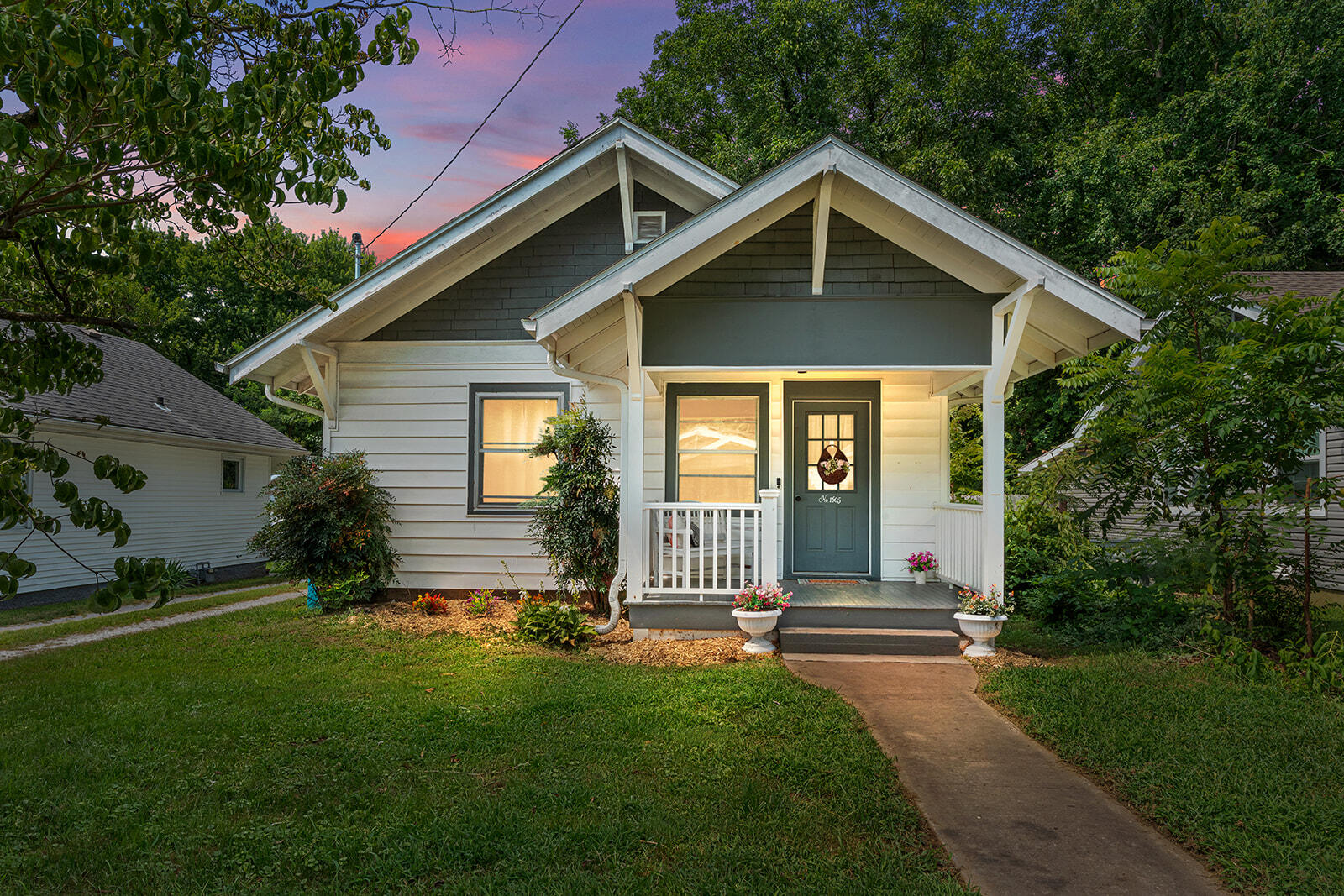 1605 East Cairo Street Springfield, MO 65802 - Photo 1 of 22 Welcome Home!