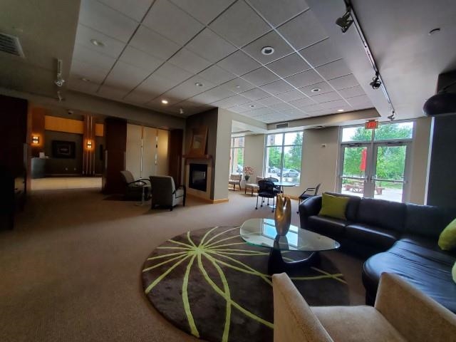 625 North Segoe Road, Unit 212 Madison, WI 53705 - Photo 6 of 36