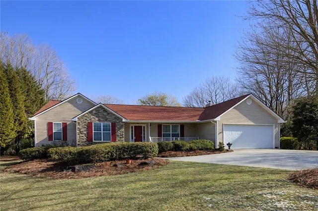 $550,000 | 611 Talona Mountain Road, Ellijay, GA 30536