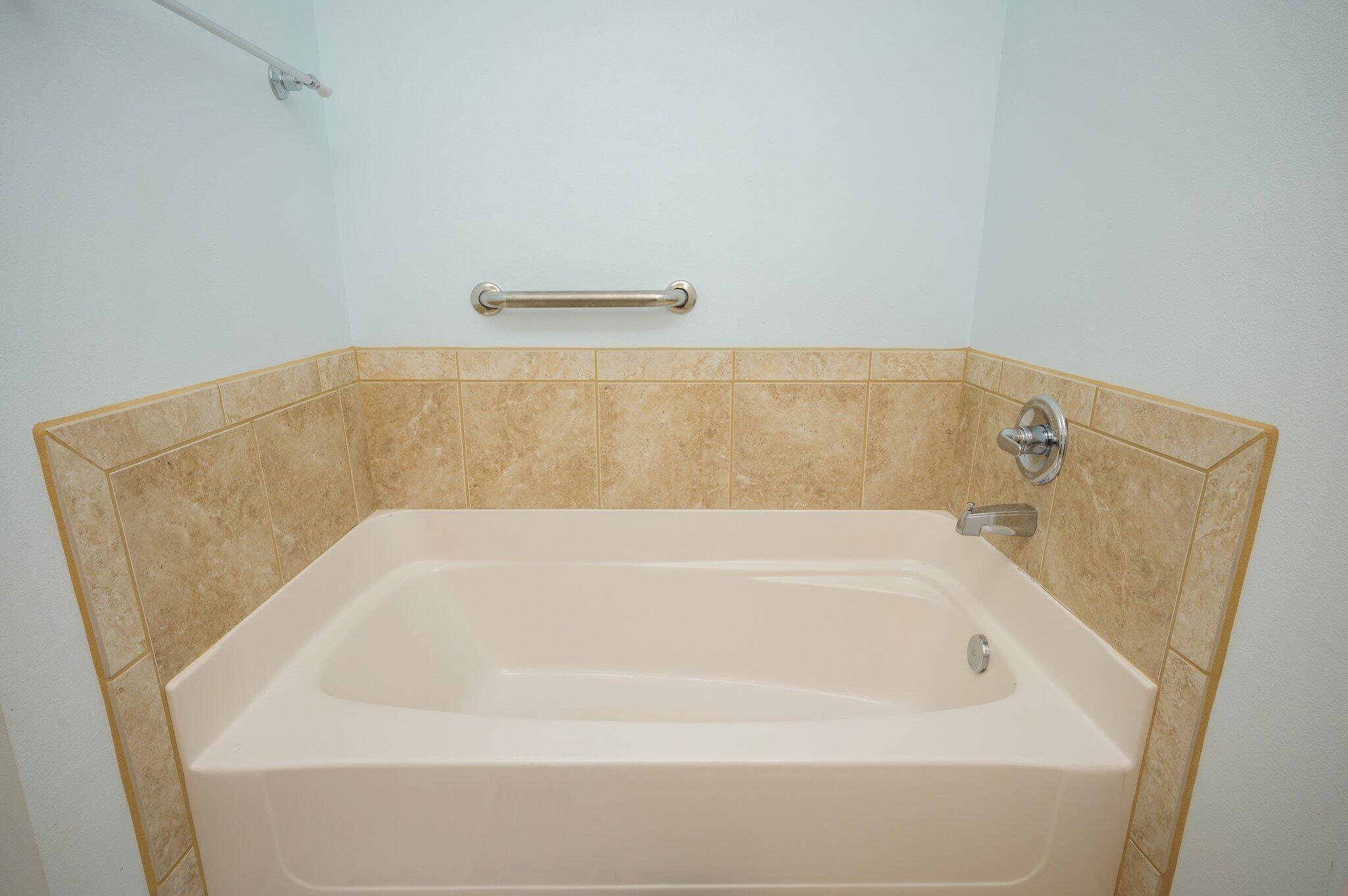 410 East Renoir Road DeFuniak Springs, FL 32433 - Photo 20 of 40 19-web-or-mls-410 Renior Rd East-15