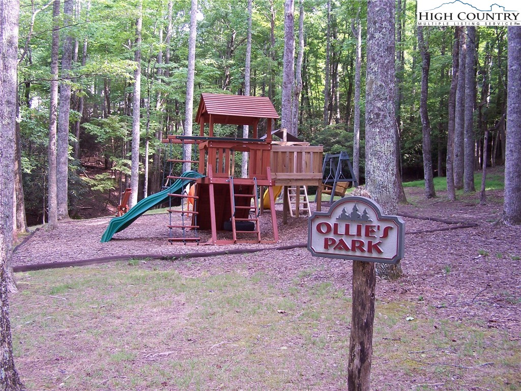 378 Horseshoe Ridge Road East Deep Gap, NC 28618 - Photo 29 of 50 Gallery Image 29