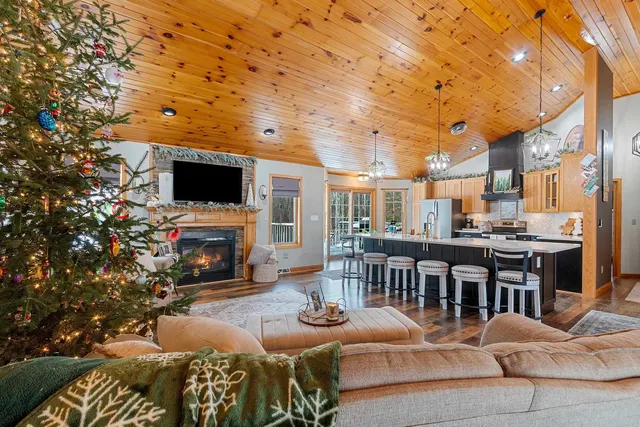 $475,000 | N5890 Hwy H Gleason Wi 54424, Deerbrook, WI 54424