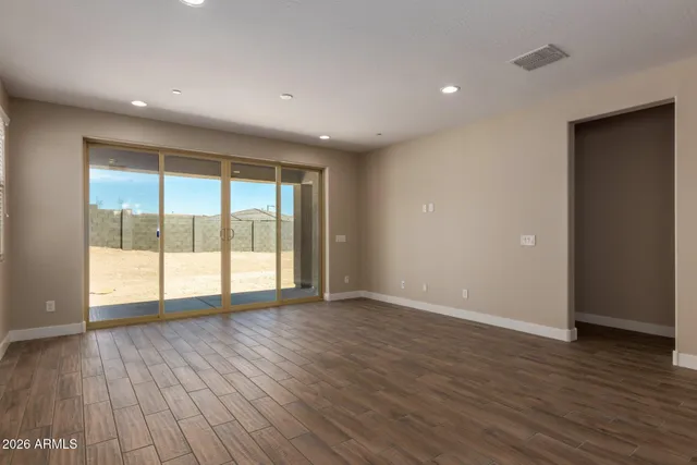 $2,395 | 29867 North 115th Drive, Peoria, AZ 85383