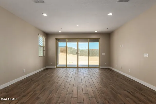 $2,395 | 29867 North 115th Drive, Peoria, AZ 85383