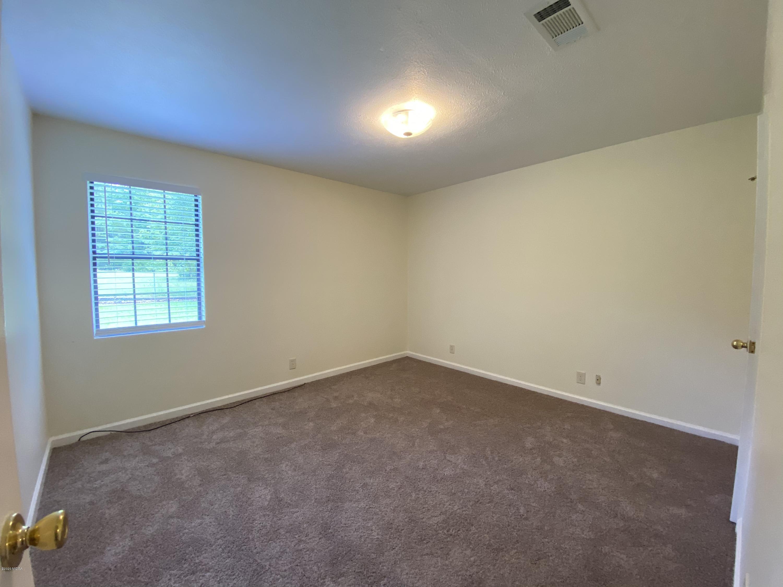 1171 Henderson Road Macon, GA 31217 - Photo 12 of 18 21BD08CB-AF6D-45D0-BF09-EFFCB59F6B13