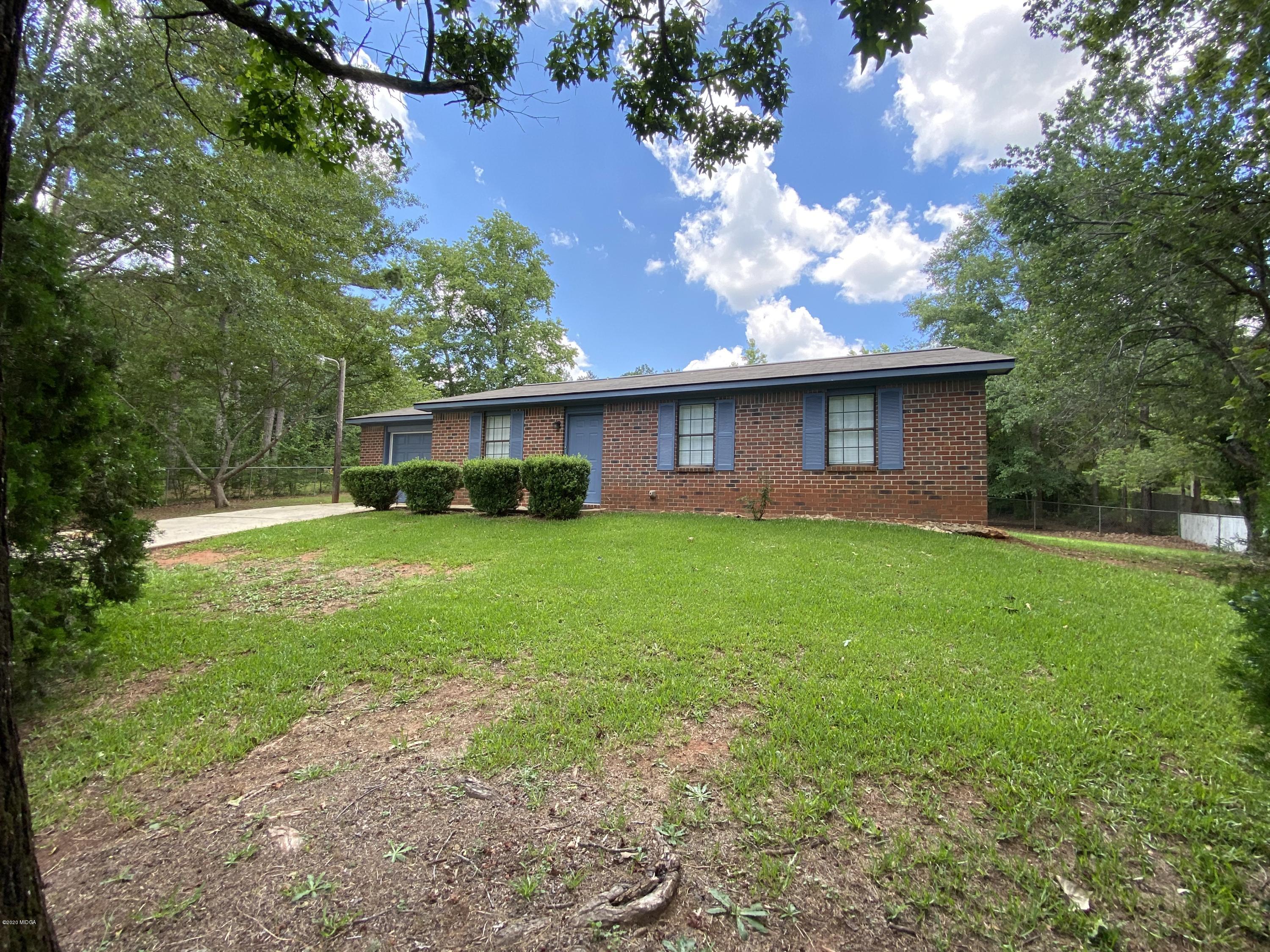 1171 Henderson Road Macon, GA 31217 - Photo 3 of 18 D7772514-6666-40B7-B547-99FDBF539D7B