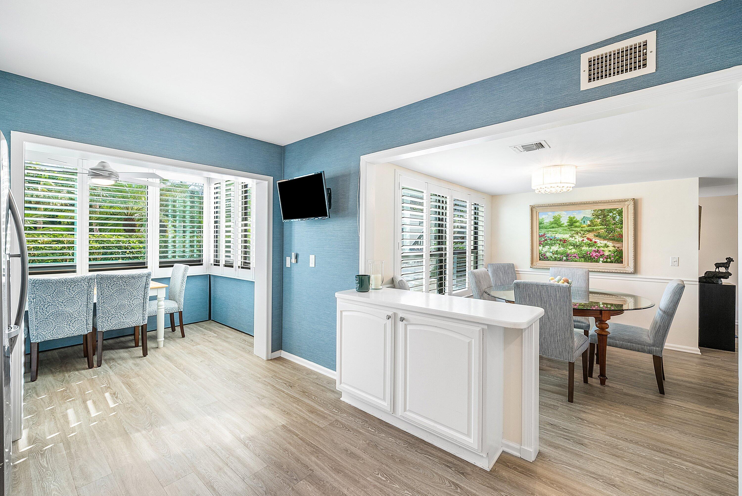 10103 Quail Covey Road, Unit HIBISCUS N Boynton Beach, FL 33436 - Photo 18 of 55 Kitchen