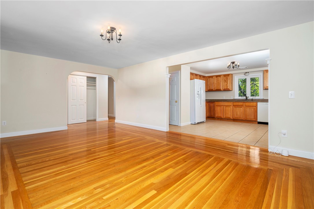 35 Greenfield Road Cumberland, RI 02864 - Photo 15 of 28