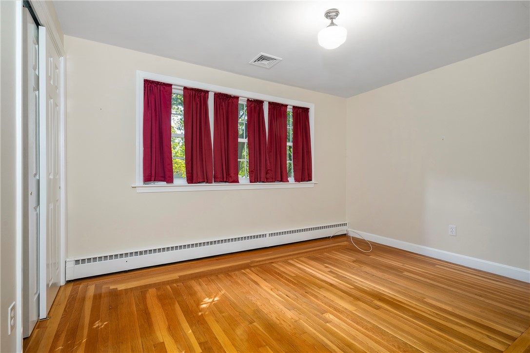 35 Greenfield Road Cumberland, RI 02864 - Photo 21 of 28