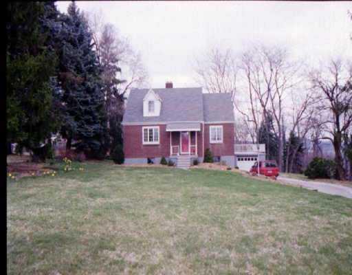 236 Meadowbrok Road Trafford, PA 15085 - Photo 1 of 1 Gallery Image 1
