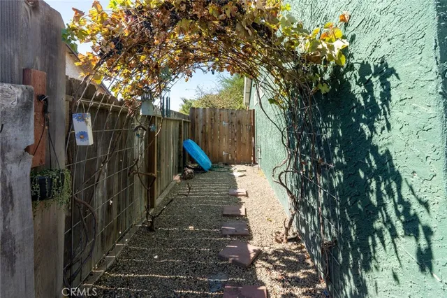 a view of an outdoor space