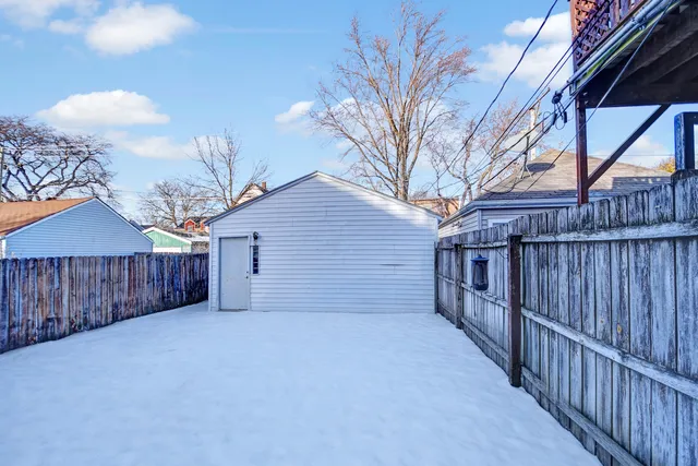 $139,873 | 2528 Cochran Street, Blue Island, IL 60406