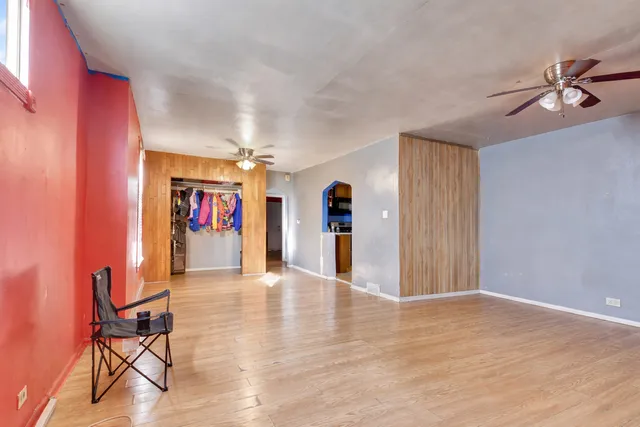 $139,873 | 2528 Cochran Street, Blue Island, IL 60406