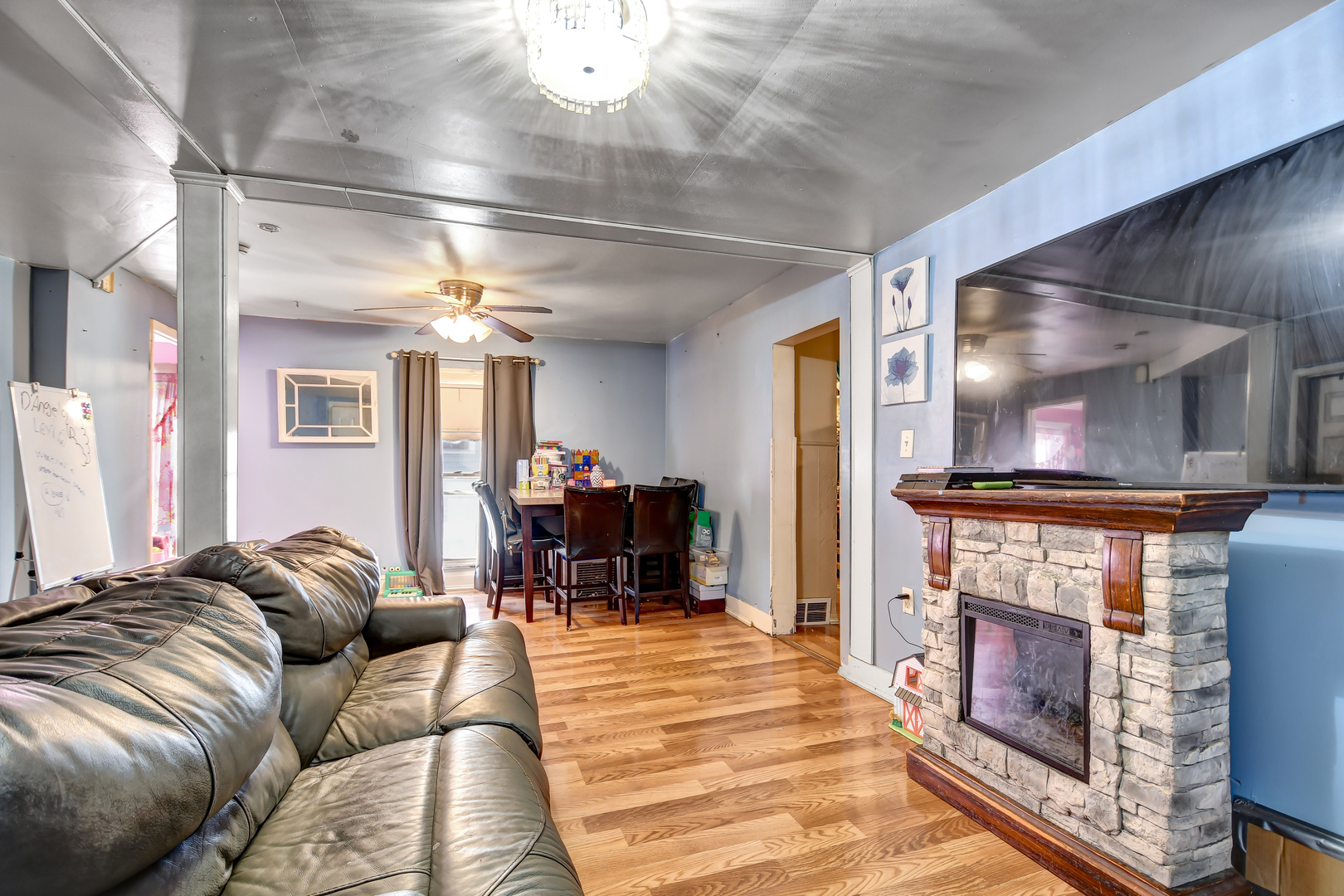 2528 Cochran Street Blue Island, IL 60406 - Photo 9 of 19