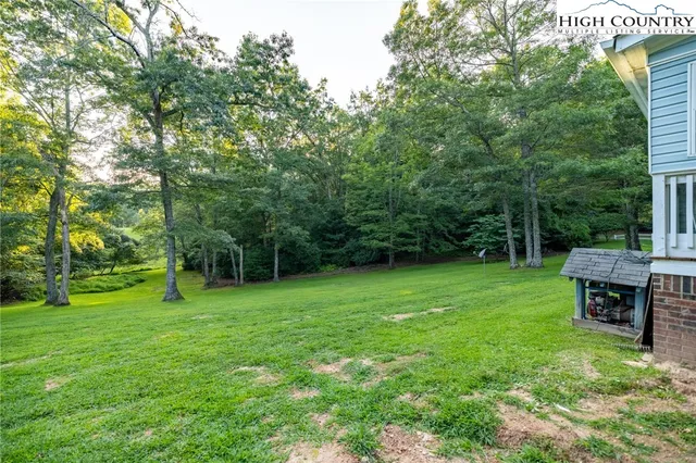 $275,000 | 290 Star Dust Lane, Glade Valley, NC 28627