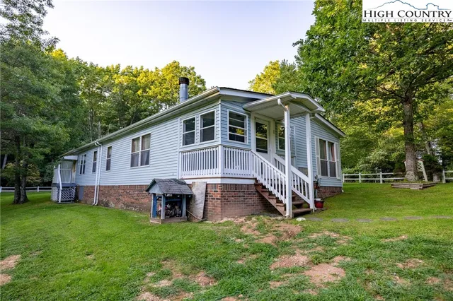 $275,000 | 290 Star Dust Lane, Glade Valley, NC 28627