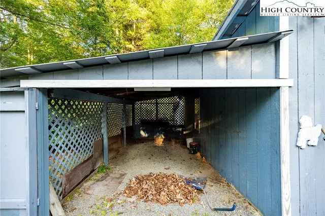 $275,000 | 290 Star Dust Lane, Glade Valley, NC 28627