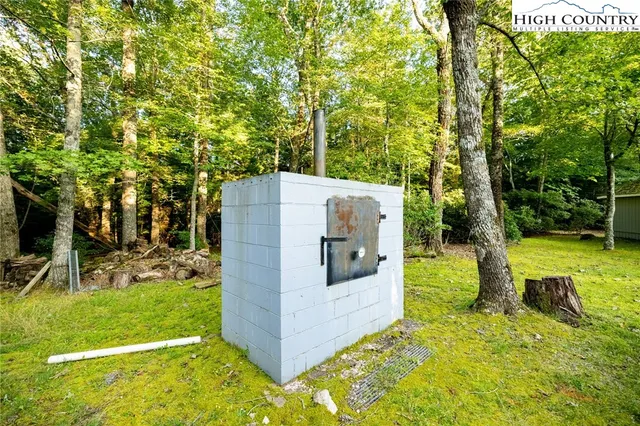 $275,000 | 290 Star Dust Lane, Glade Valley, NC 28627