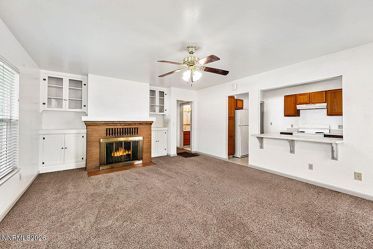 1295 Feather Way Reno, NV 89509 - Photo 10 of 27 _NZF4190