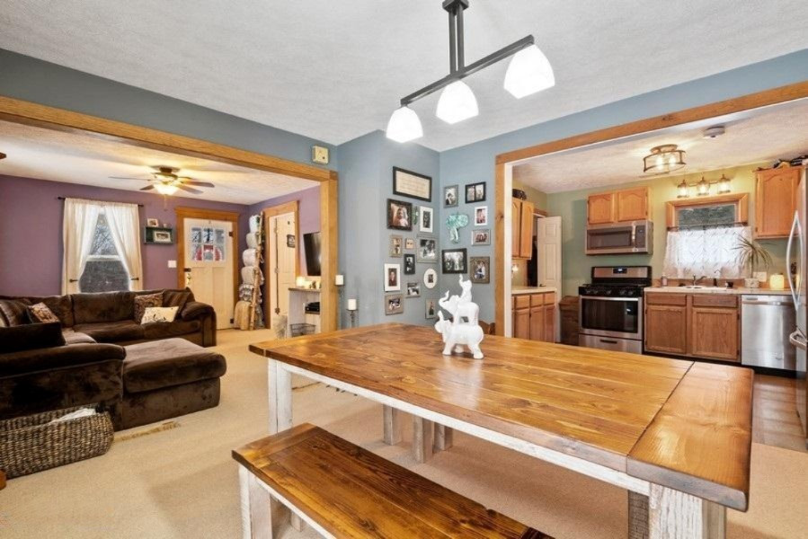 10264 Jericho Road Bridgman, MI 49106 - Photo 5 of 28 07_10264Jerichord_92_KitchenDiningRoom_L