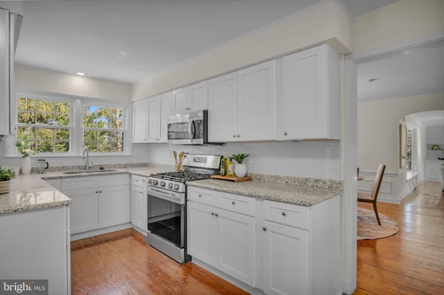 $459,900 | 1059 Hillside Drive, York, PA 17403